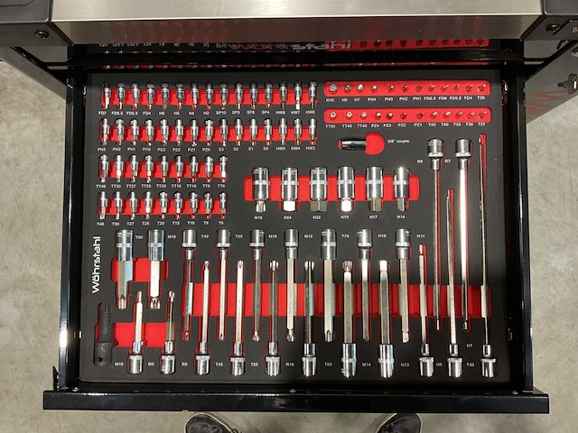 2025 wöhrstahl deutschland 7/7 gereedschapswagen gevuld - afbeelding 4 van  17