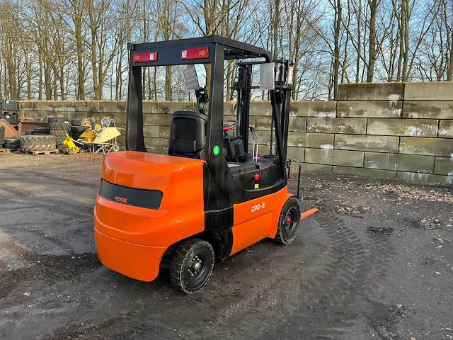 2025 zvox cpd-15 vorkheftruck ongebruikt - afbeelding 25 van  29