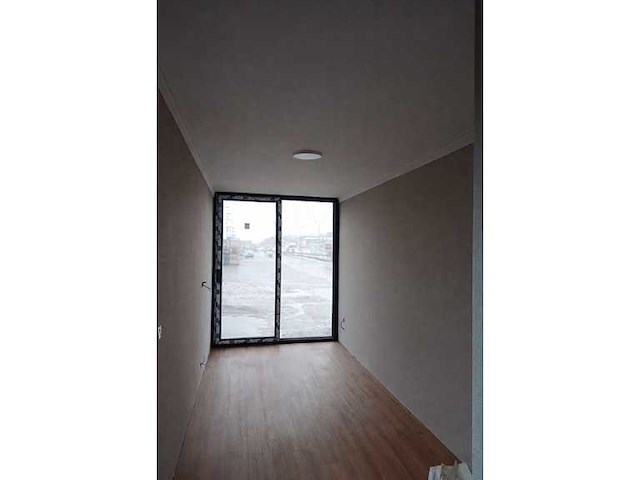 2026 - adacon - 40ft - tiny house - 1200cm x 244cm (ongebruikt) - afbeelding 9 van  13