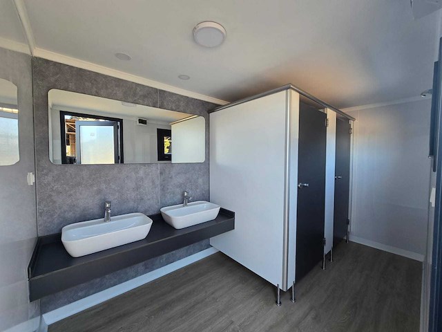 2026 - adacon - p400wc - luxe wc-container 390x220cm (ongebruikt) - afbeelding 9 van  14