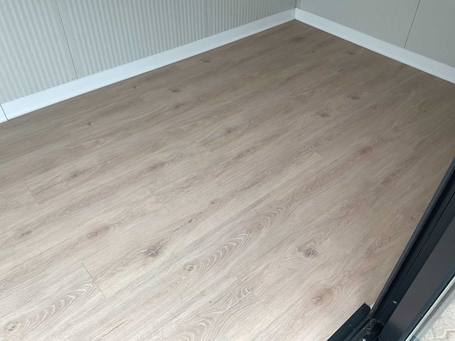 2026 - adacon - w400 - geïsoleerde kantoorunit 390x220 cm (ongebruikt) - afbeelding 9 van  19