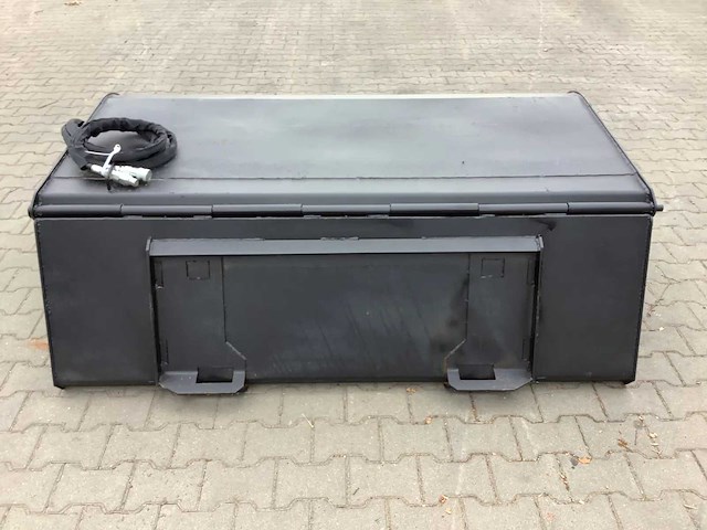 2026 - easy-going - 72 inch veegmachine met opvangbak - rolbezem voor schranklader / skidsteer - afbeelding 7 van  11