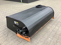 2026 - easy-going - 72 inch veegmachine met opvangbak - rolbezem voor schranklader / skidsteer - afbeelding 10 van  11