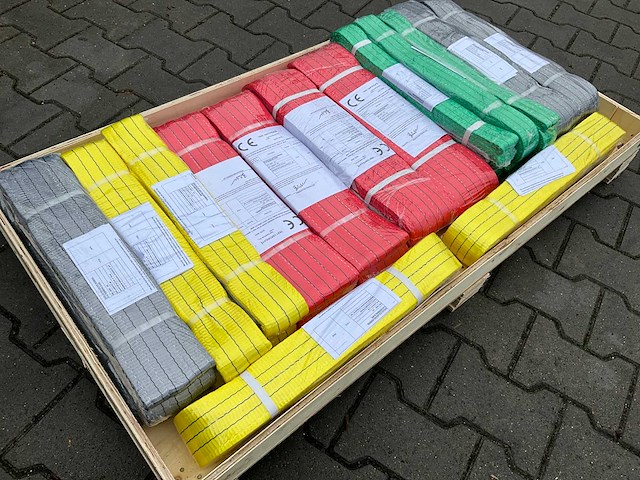 2026 - easy-going - duplex - 2 t/m 5 ton - 2 t/m 6 meter - pallet diverse hijsbanden (22x) - afbeelding 16 van  22