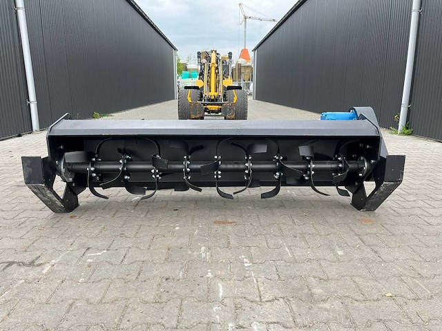 2026 - easy-going - frees - grondfrees voor schranklader / skidteer - afbeelding 11 van  15
