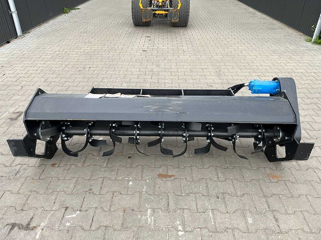 2026 - easy-going - frees - grondfrees voor schranklader / skidteer - afbeelding 10 van  10