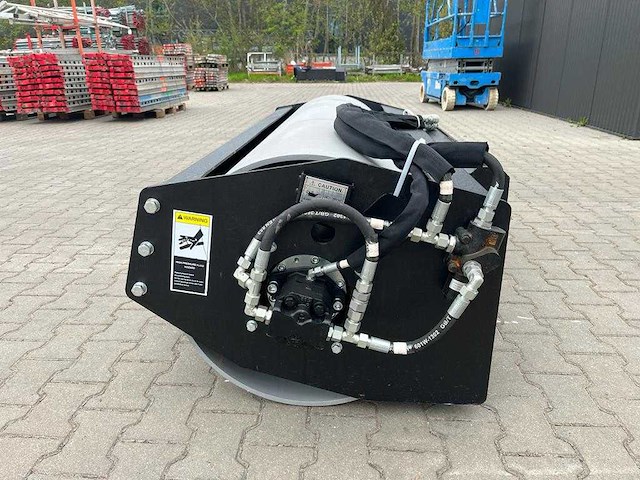 2026 - easy-going - trilwals 72" - grondwals voor schranklader / skidsteer - afbeelding 9 van  11