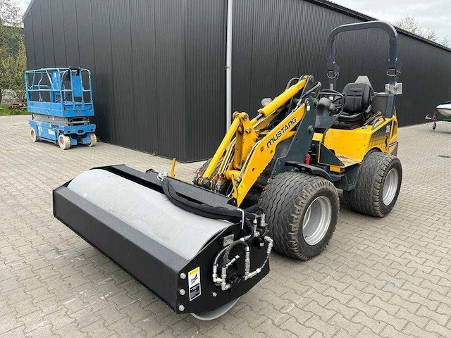 2026 - easy-going - trilwals 72" - grondwals voor schranklader / skidsteer - afbeelding 1 van  11