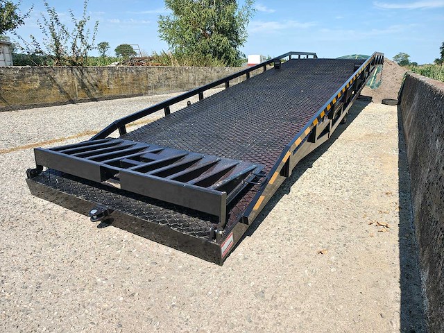 2026 - laadbrug 10 ton - afbeelding 5 van  11