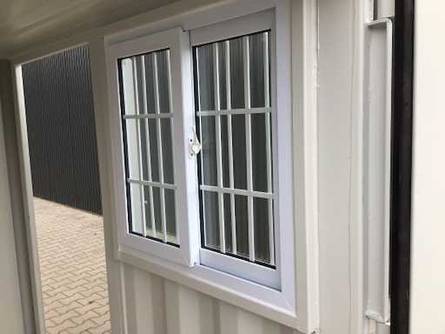 2026 - lypu - 7 ft - opslag container met zijdeur en raam - afbeelding 10 van  19