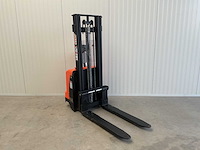 2026 - strv cdd-3 - elektrische palletwagen - afbeelding 2 van  4