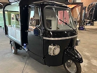 2026 - vespa (look) - barista - foodtruck - afbeelding 17 van  24