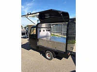 2026 - vespa (look) - barista - foodtruck - afbeelding 4 van  24