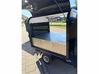 2026 - vespa (look) - barista - foodtruck - afbeelding 8 van  24