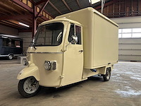 2026 - vespa (look) - liftroof - foodtruck - afbeelding 1 van  20