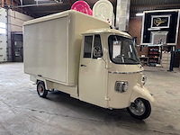 2026 - vespa (look) - liftroof - foodtruck - afbeelding 16 van  20