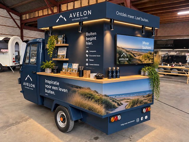 2026 - vespa (look) - promotion - foodtruck - afbeelding 11 van  13