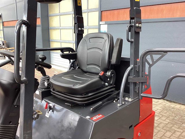 2026 - w25 kubota - minishovel - afbeelding 13 van  42
