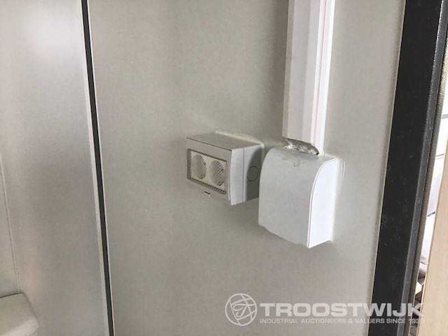 2026 -easy-going - 2026 - 13 ft douche- toiletunit mobiel kantoor - sanitairunit - afbeelding 21 van  47