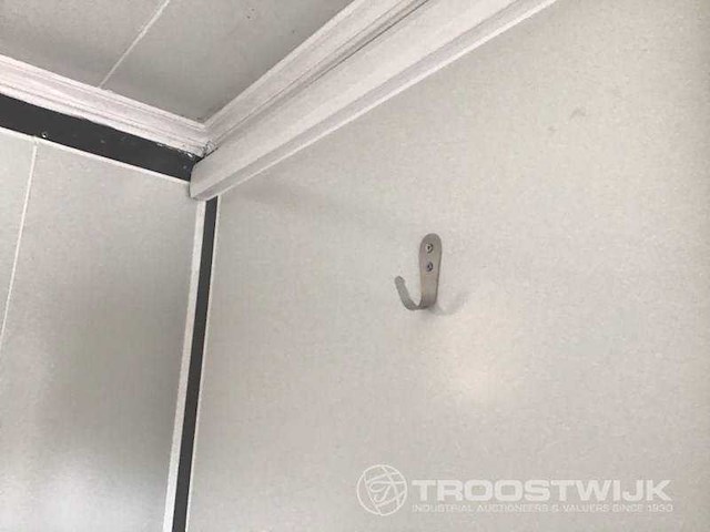 2026 -easy-going - 2026 - 13 ft douche- toiletunit mobiel kantoor - sanitairunit - afbeelding 25 van  47