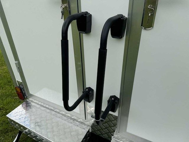 2026 2 pers. 3956x1986x2784 aanhangwagen / sanitairunit / toiletunit - afbeelding 17 van  31