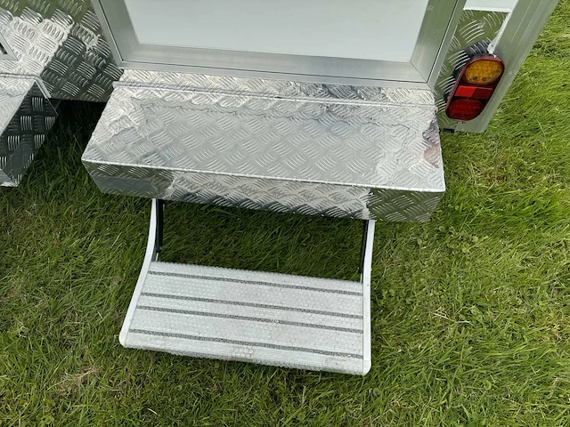 2026 2 pers. 3956x1986x2784 aanhangwagen / sanitairunit / toiletunit - afbeelding 2 van  6
