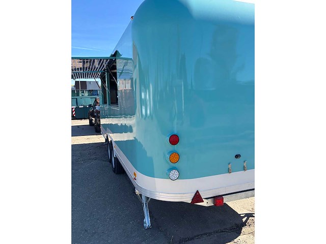 2026 airsteam carros 2.2 - foodtrucks - afbeelding 10 van  25