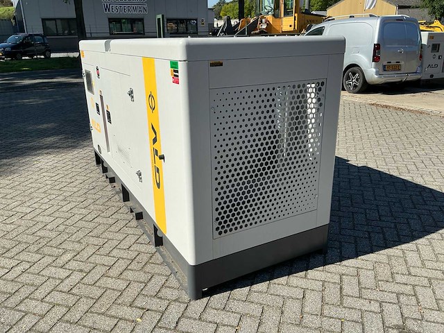 2026 alad ald-dg-r150s geluidgedempte dieselgenerator – 150 kva / 120 kw – 216 a - afbeelding 12 van  16