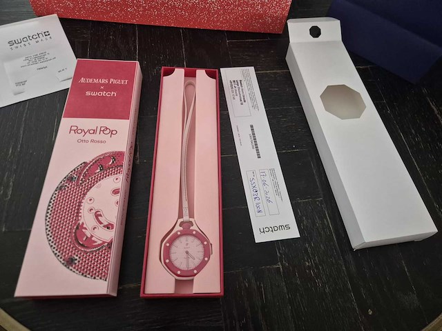 2026 audemars piguet x swatch royal pop otto rosso zakhorloge - afbeelding 8 van  15