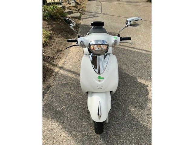 2026 bl metro metro e-scooter - afbeelding 1 van  3