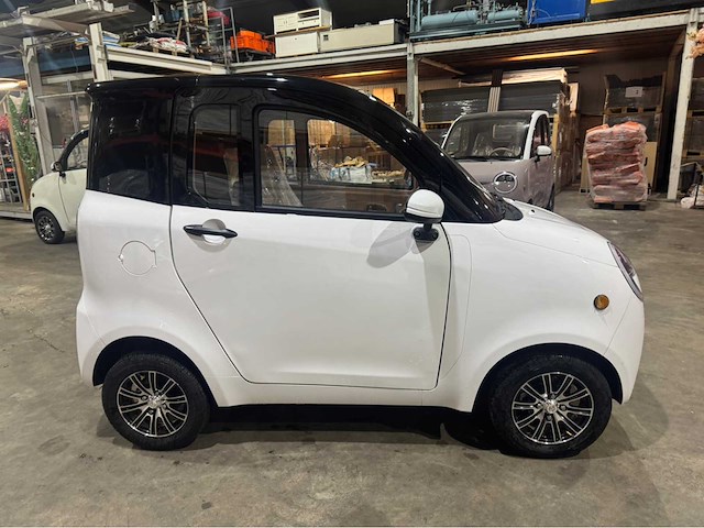 2026 brommobiel elektrisch (45 km/h) - afbeelding 4 van  34