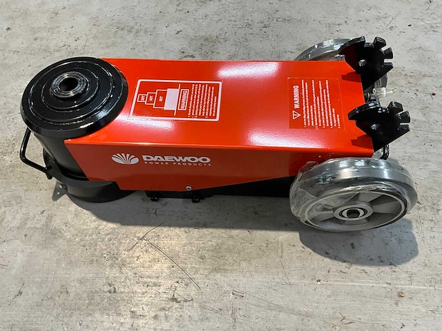 2026 daewoo dahj 80t hydrolic garagekrik - afbeelding 8 van  15