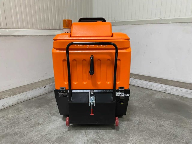 2026 daewoo das 80 opzit veegmachine - afbeelding 12 van  14