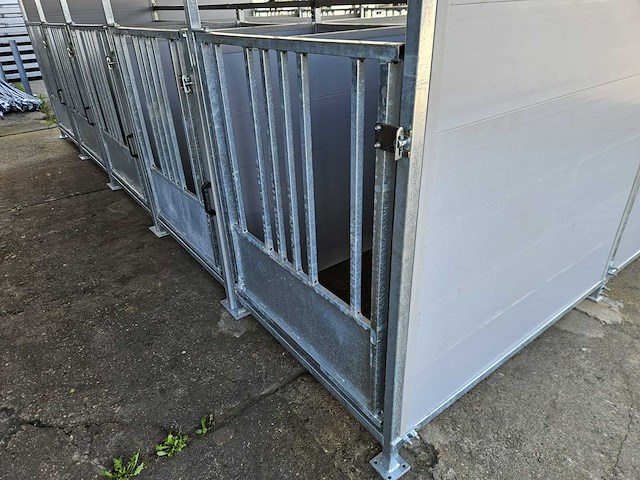 2026 dieren stal - afbeelding 6 van  12