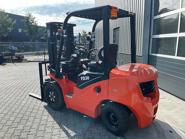 2026 fd30 vorkheftruck - afbeelding 15 van  18