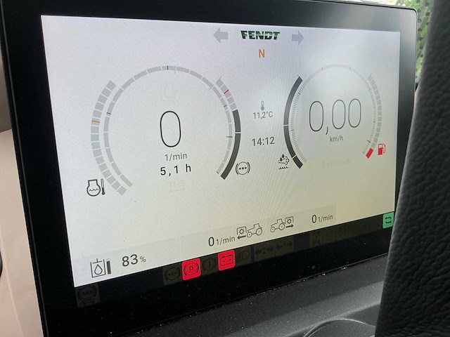 2026 fendt 826 vario vierwielaangedreven landbouwtractor - afbeelding 28 van  45