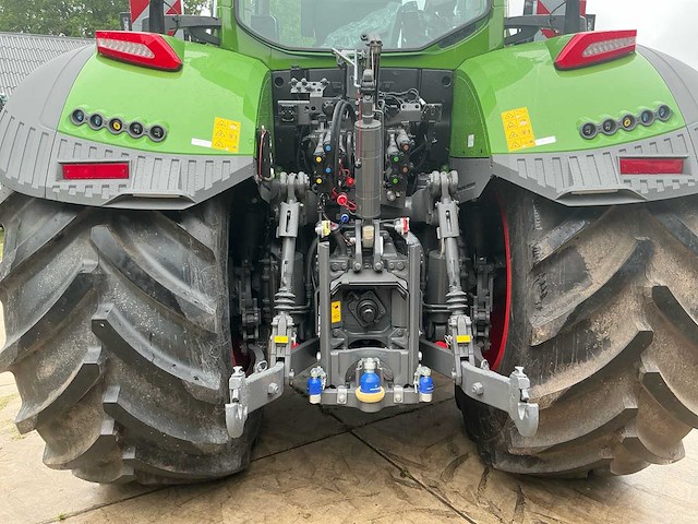 2026 fendt 826 vario vierwielaangedreven landbouwtractor - afbeelding 8 van  43