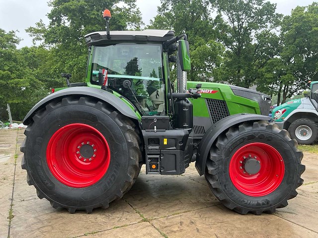 2026 fendt 826 vario vierwielaangedreven landbouwtractor - afbeelding 22 van  43