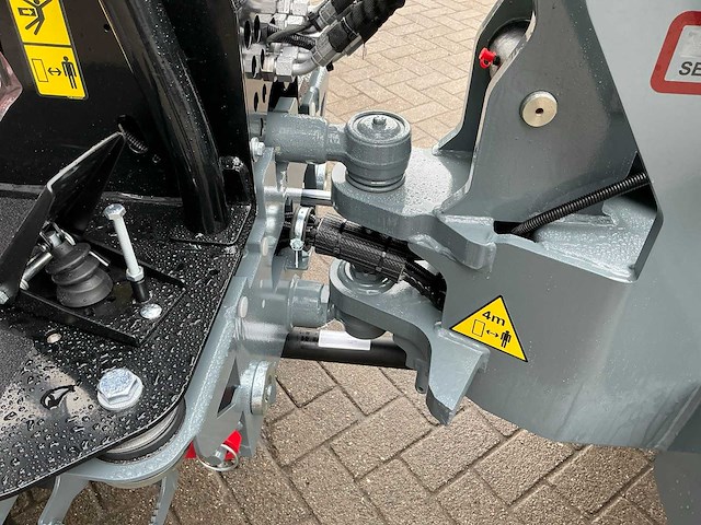 2026 giant g2300 x-tra hd shovel ongebruikt - afbeelding 9 van  22