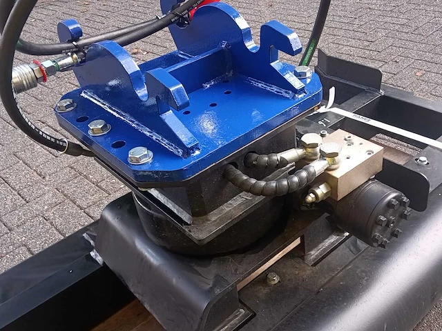 2026 häner hph-r 160 hydraulische egaliseerbalk – 360° draaibaar – cw05 - afbeelding 5 van  7