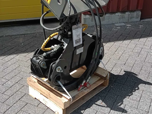 2026 häner hwg1200 hydraulische houtgrijper met baltrotors rotator en giant opname - afbeelding 1 van  8