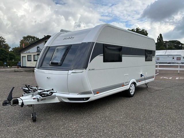 2026 hobby 495ul de luxe caravan - afbeelding 23 van  51