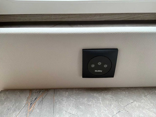 2026 hobby 495ul de luxe caravan - afbeelding 37 van  51