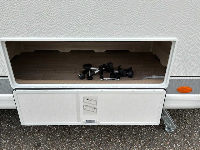 2026 hobby 495ul de luxe caravan - afbeelding 38 van  51