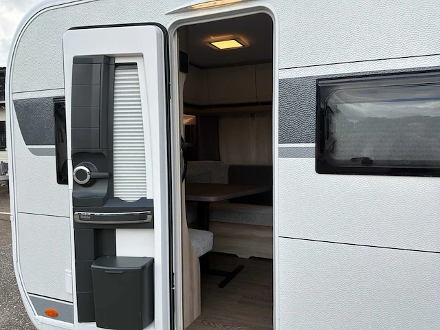 2026 hobby 495ul de luxe caravan - afbeelding 49 van  51