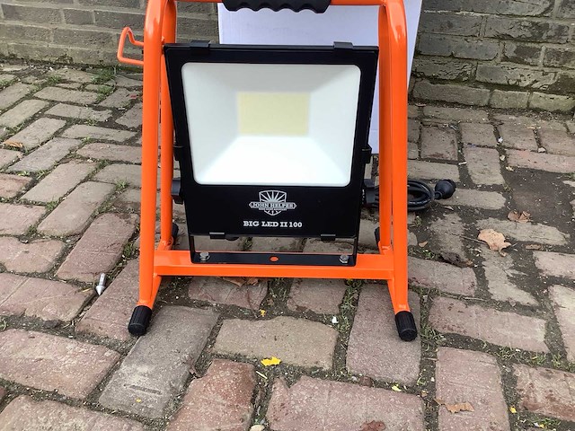 2026 john helper big led 100 bouwlamp - afbeelding 2 van  4