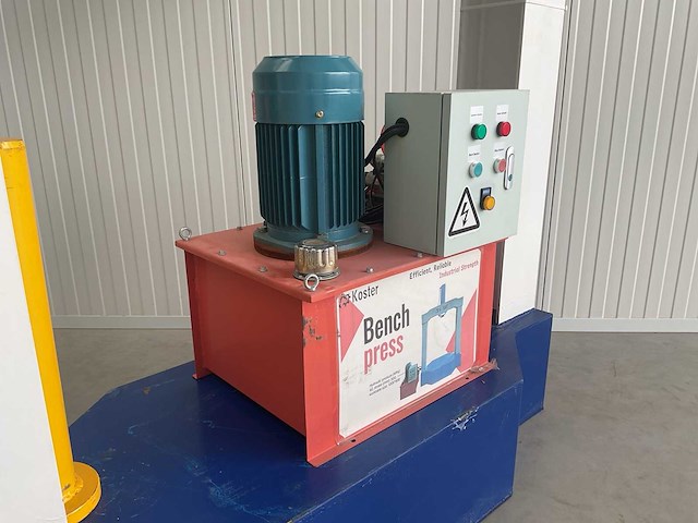 2026 koster k-100t hydraulische pers - afbeelding 14 van  15