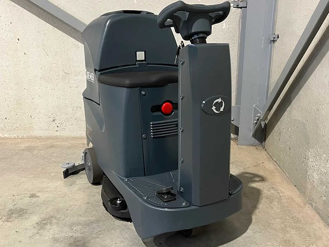 2026 kremer kr fr 70 opzit schrobmachine - afbeelding 18 van  26