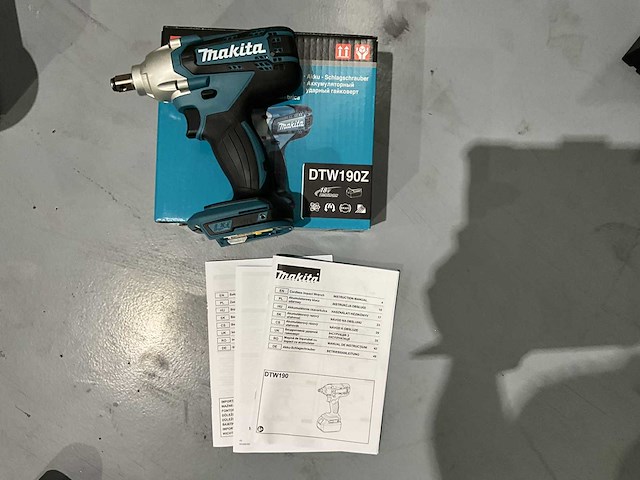 2026 makita 4 delige accu combiset - afbeelding 3 van  8