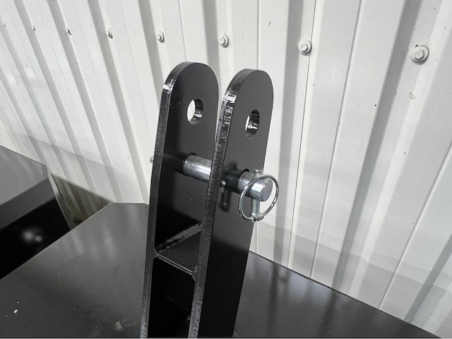 2026 massey-ferguson / case frontgewichten 600kg (2x) - afbeelding 2 van  7